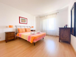 Lagos Marina Lakeview Retreat #1906